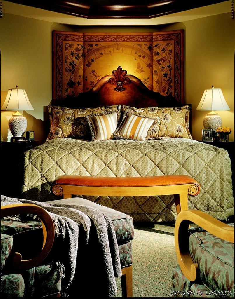The Rose Hotel Плезантон Номер фото